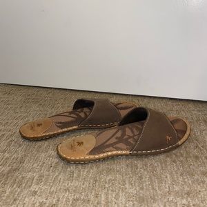 Margaritaville brown leather slides